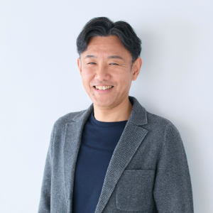 内山 英俊
